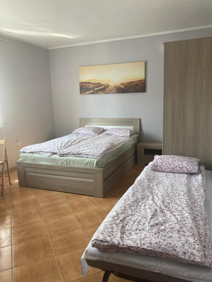 Pokoje Goscinne Halina Łeba Extérieur photo